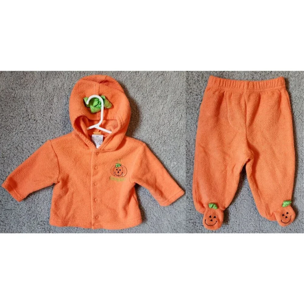 Target Baby 2 Piece Outfit Set Hoodie/Footie Pants Terrycloth Lil Pumpkin Sz 6M